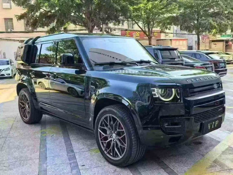 三明23年路虎卫士3