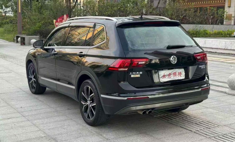 珠海20年大众途观7