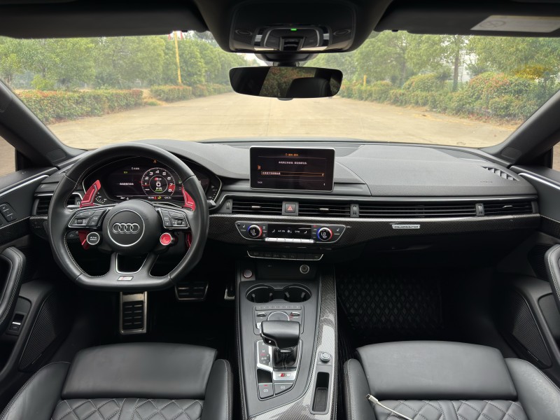 盐城19年奥迪S58