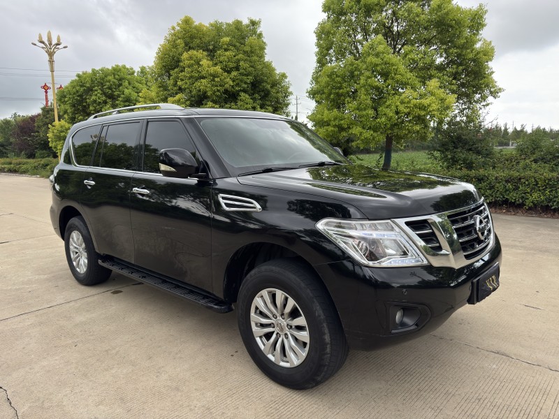 盐城19年日产途乐3