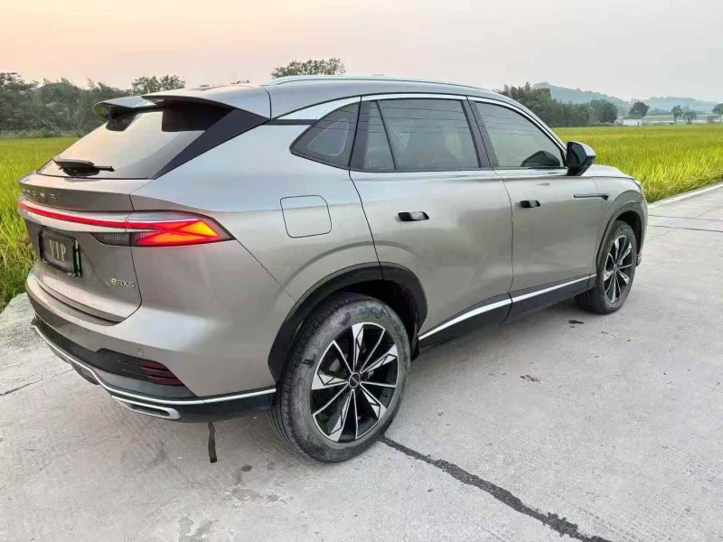 宁波23年荣威RX58