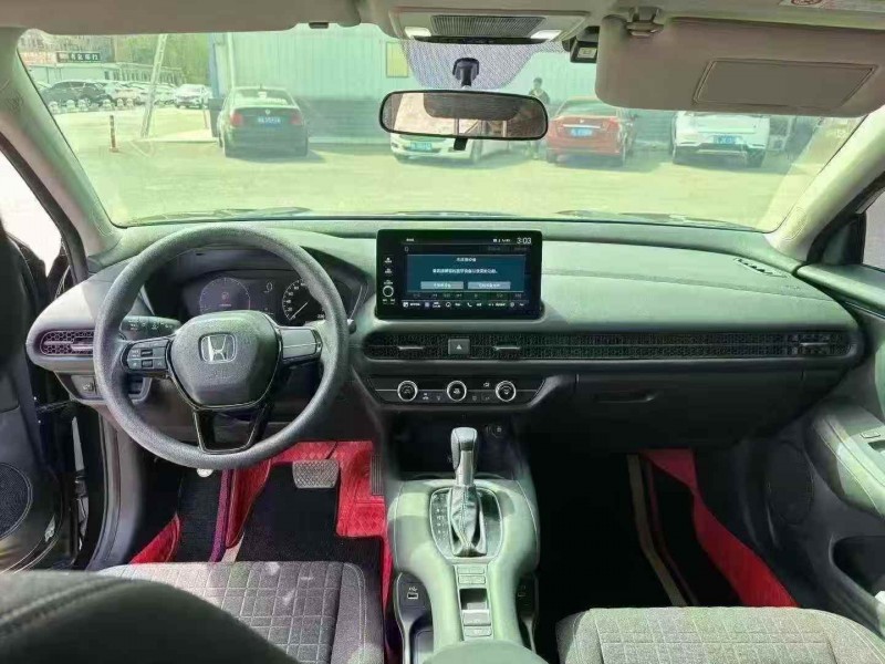 白银23年本田ZRV4