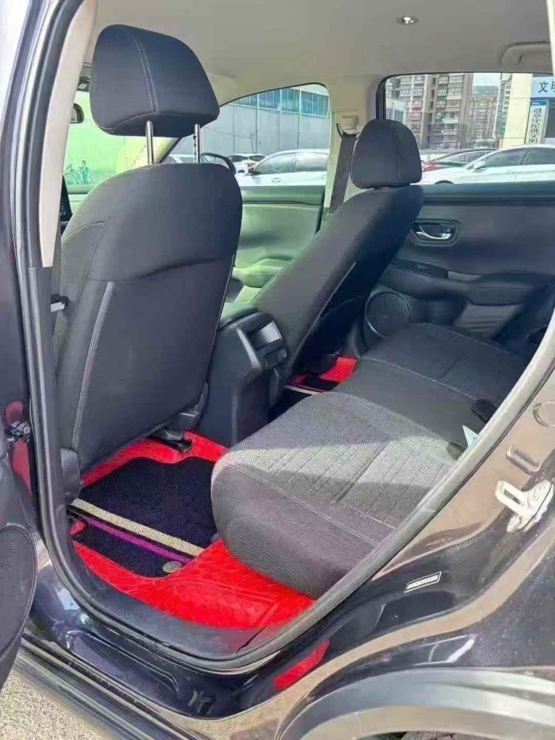 白银23年本田ZRV6