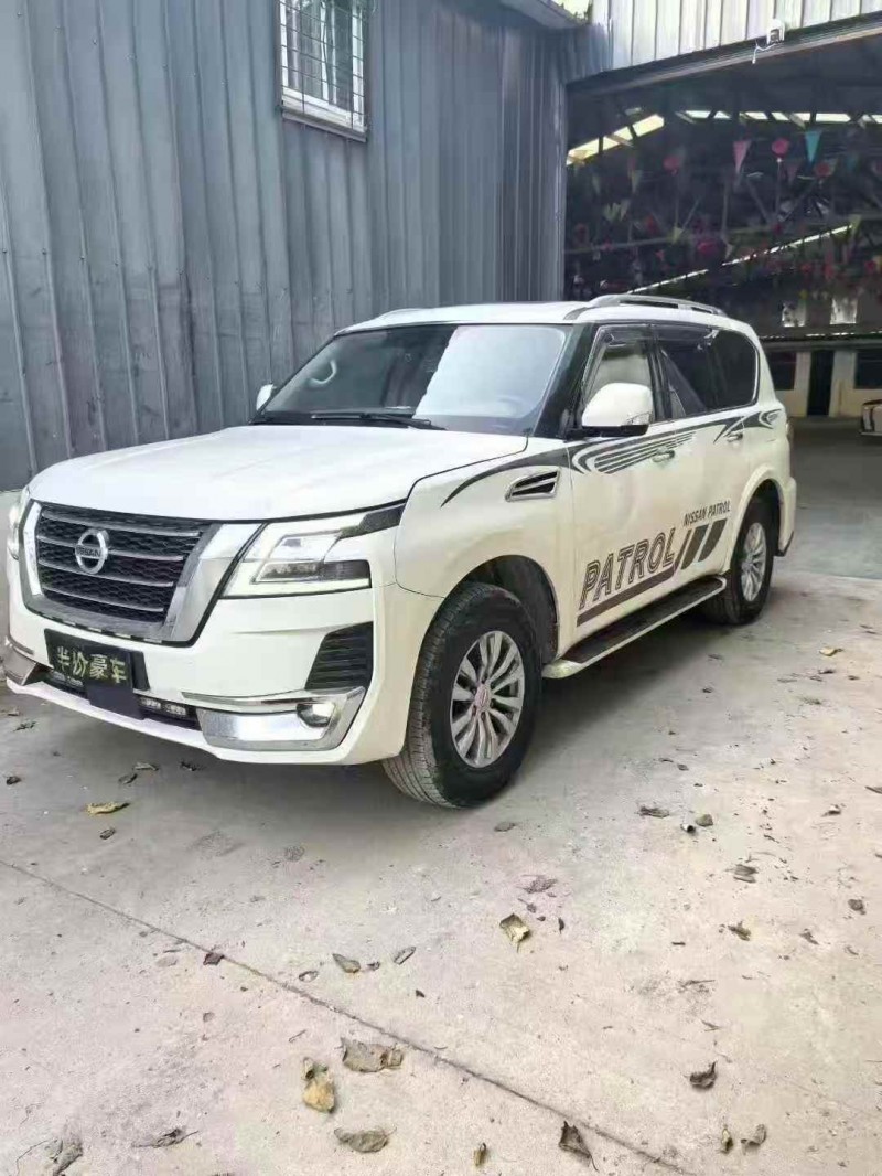 三明19年日产途乐2