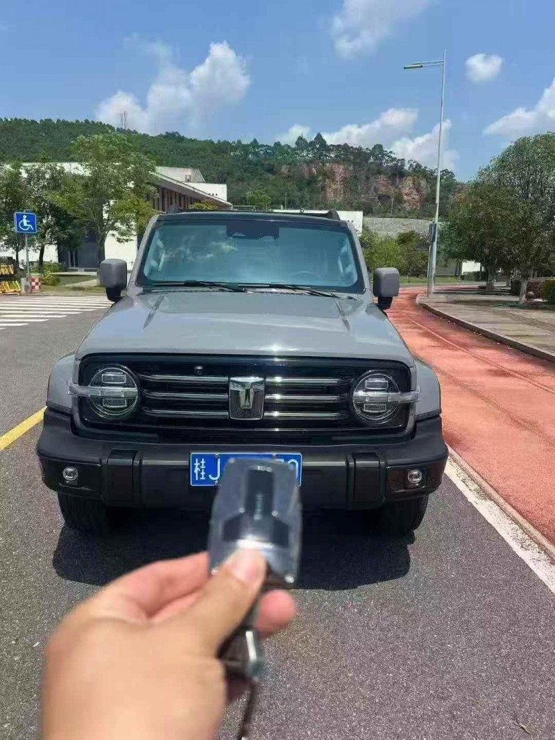 梧州22年长城汽车坦克1