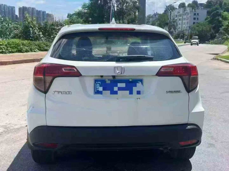 泉州16年本田缤智8