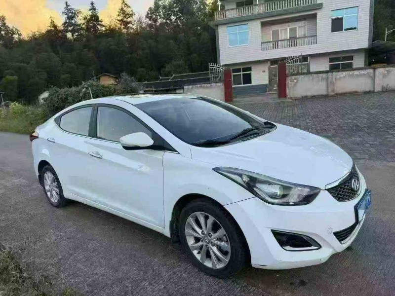 莆田17年现代朗动3