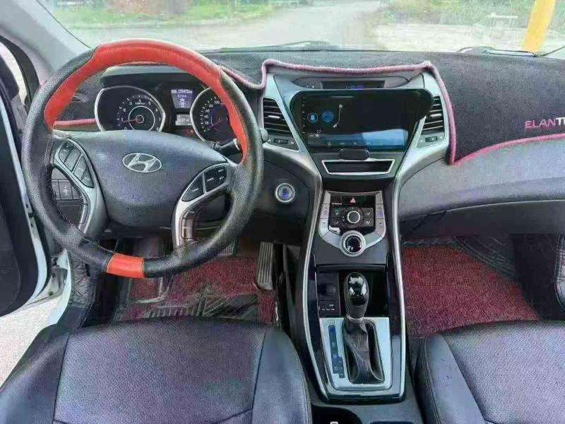 莆田17年现代朗动5