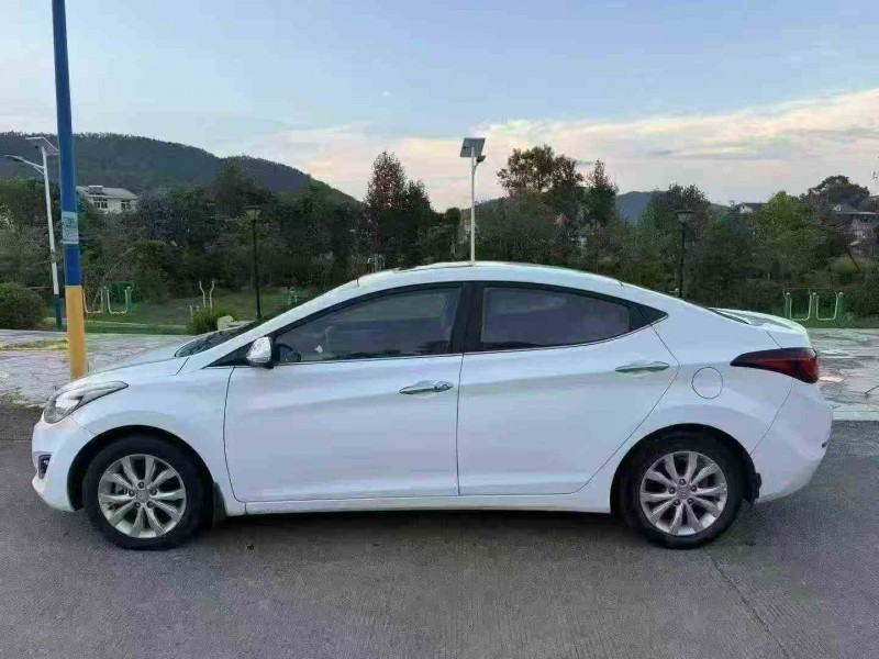 莆田17年现代朗动7