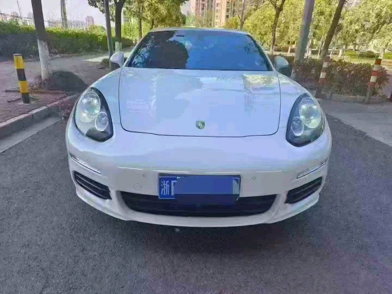 温州15年保时捷帕拉梅拉1