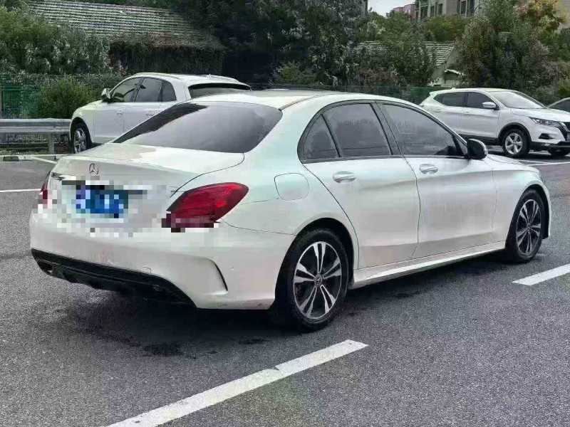 湖州19年奔驰C7
