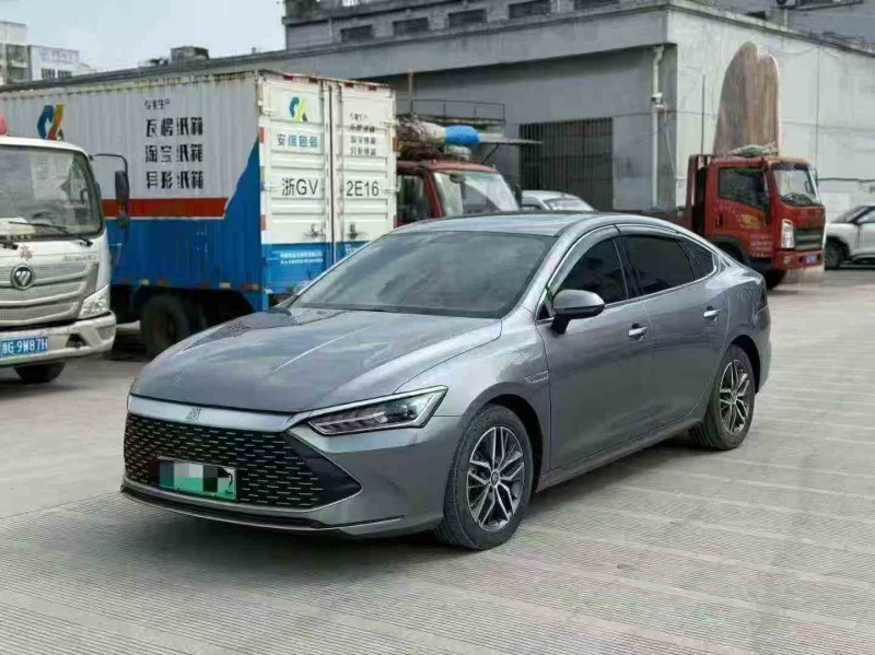 杭州22年比亚迪秦3