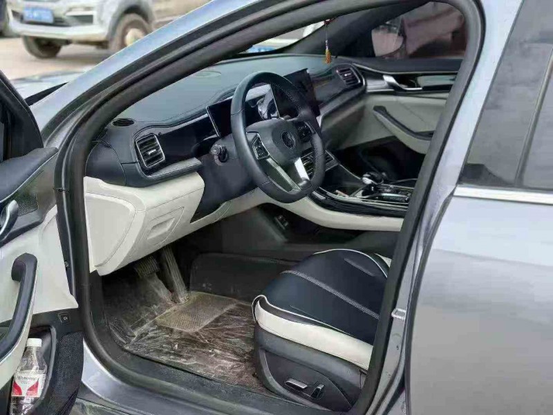 杭州22年比亚迪秦4