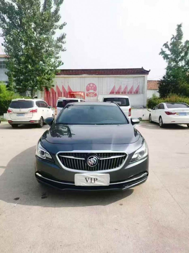 淮安17年别克君越1