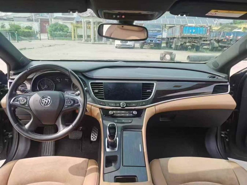 淮安17年别克君越4