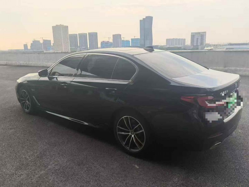 淮安23年宝马5系5