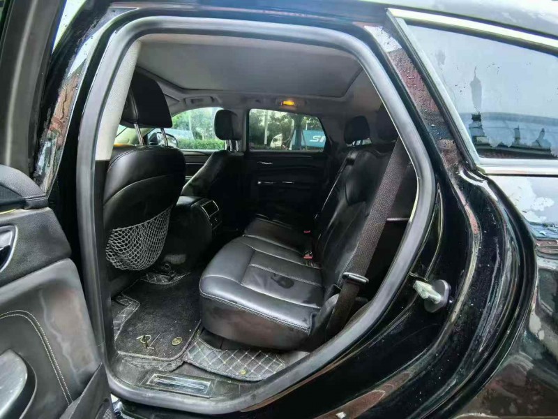 潍坊15年凯迪拉克SRX8