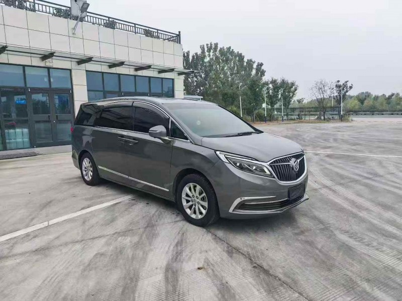 连云港18年别克GL83