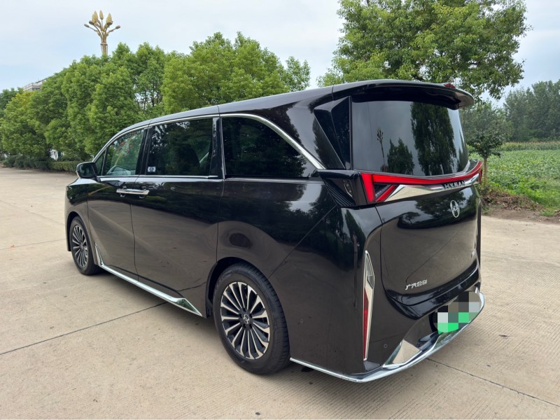 连云港25年合创汽车V095