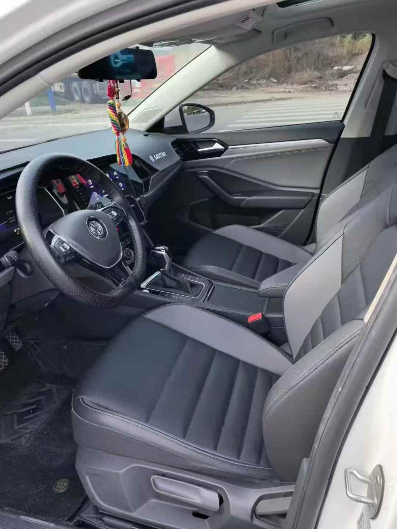 东营21年大众速腾6