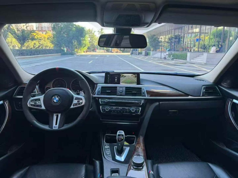 东营16年宝马3系4