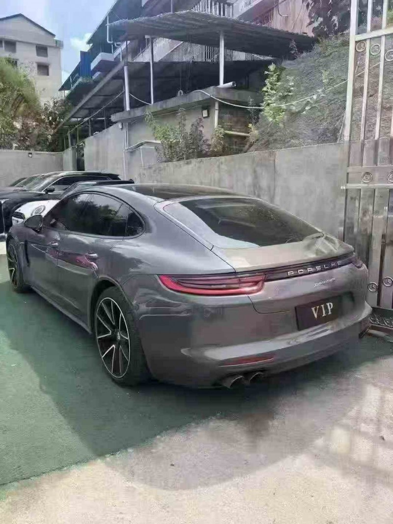 湘潭17年保时捷帕拉梅拉8