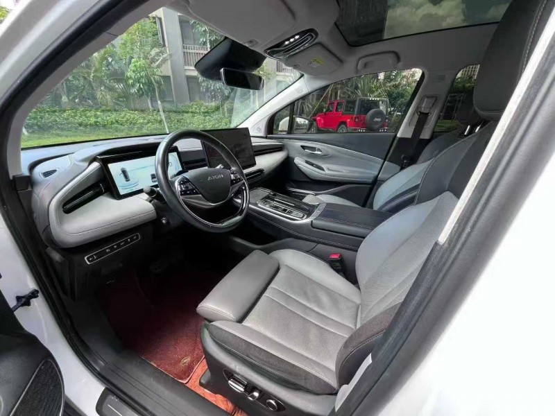 海口23年传祺LXplus4