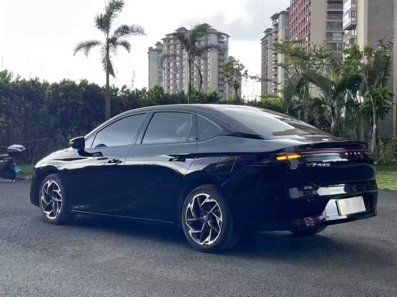 海口24年传祺埃安S8