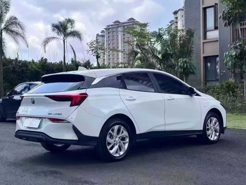 海口24年别克微蓝7