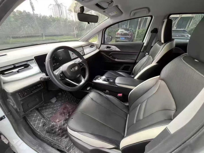 海口22年吉利几何4