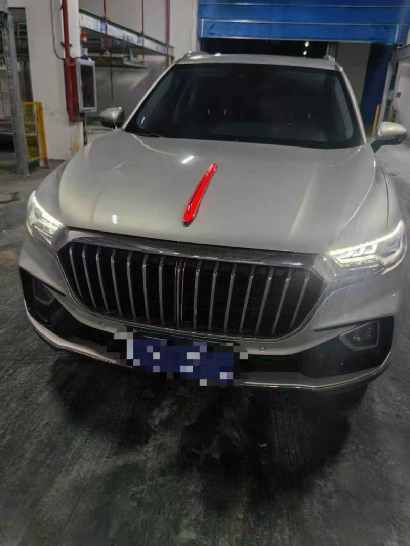 贵阳21年红旗HS51