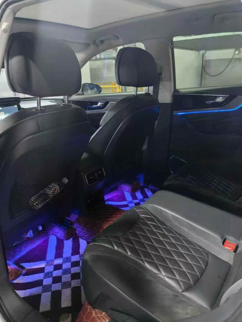 贵阳21年红旗HS54