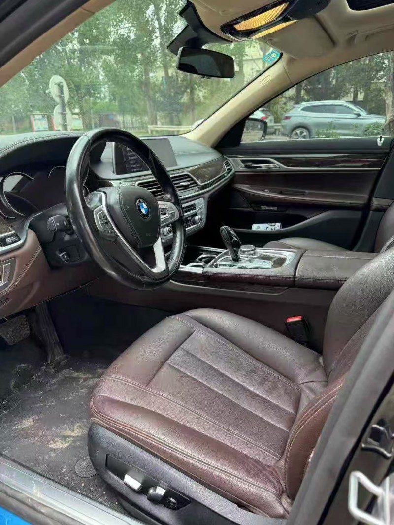 菏泽19年宝马7系5