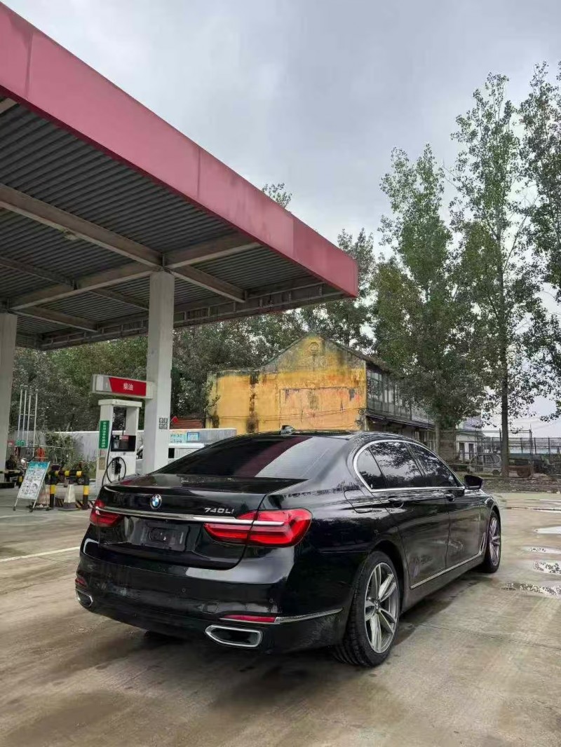 菏泽19年宝马7系8