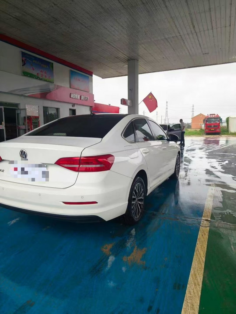 菏泽18年大众朗逸8