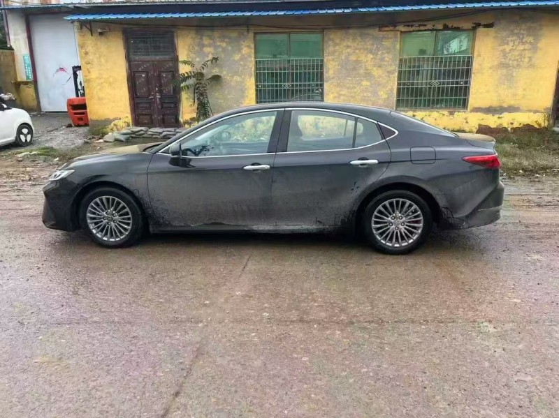 菏泽25年丰田凯美瑞3