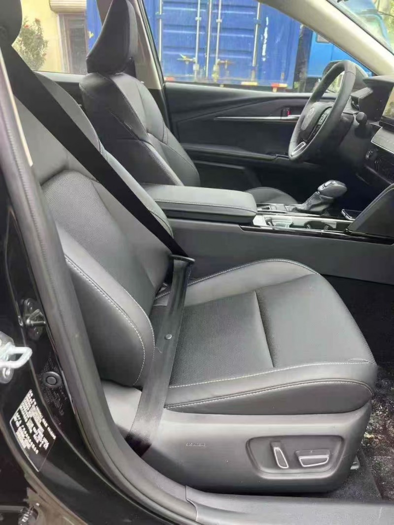 菏泽25年丰田凯美瑞4