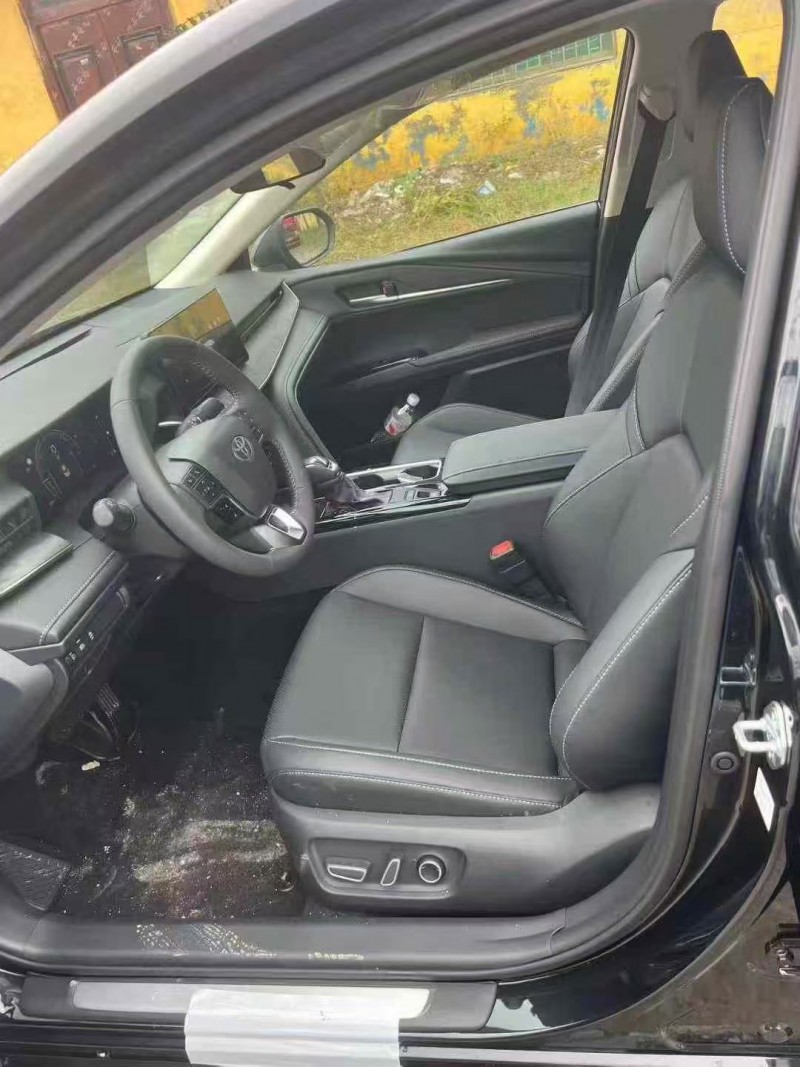 菏泽25年丰田凯美瑞5