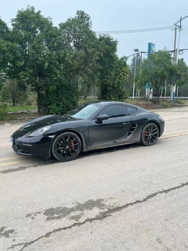 菏泽18年保时捷7183