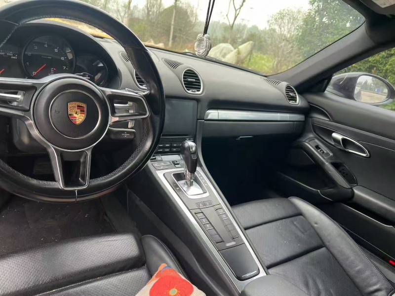 菏泽18年保时捷7185