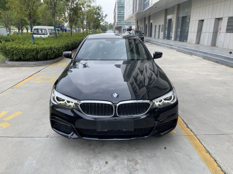 济宁18年宝马5系1