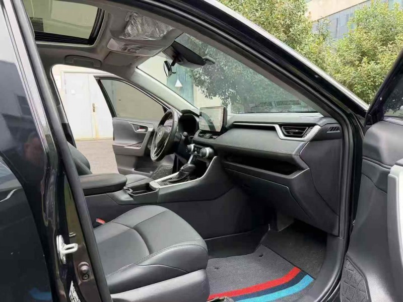 无锡23年丰田威兰达4