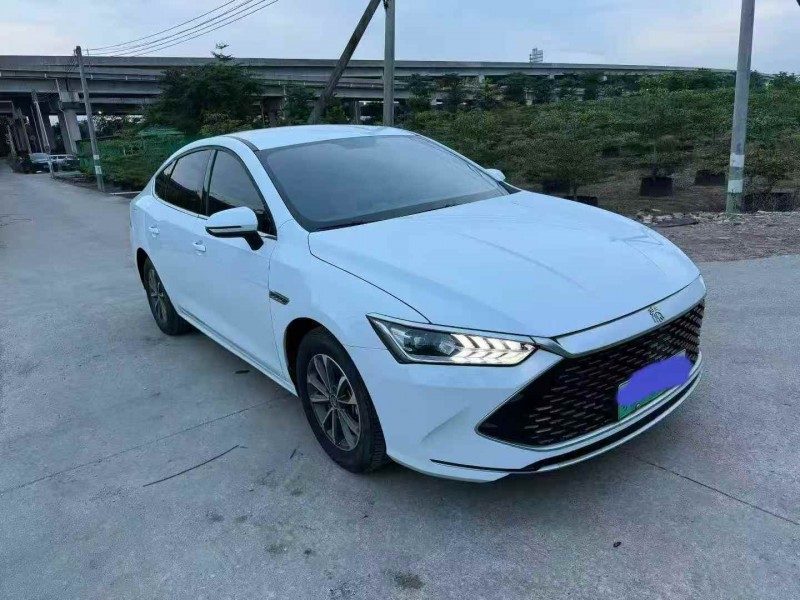 汕头23年比亚迪秦2