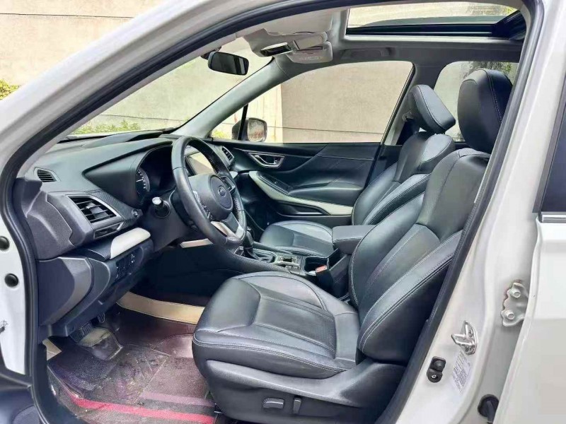 淄博22年斯巴鲁森林人5