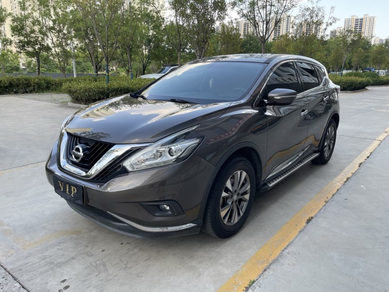 济宁19年日产楼兰2