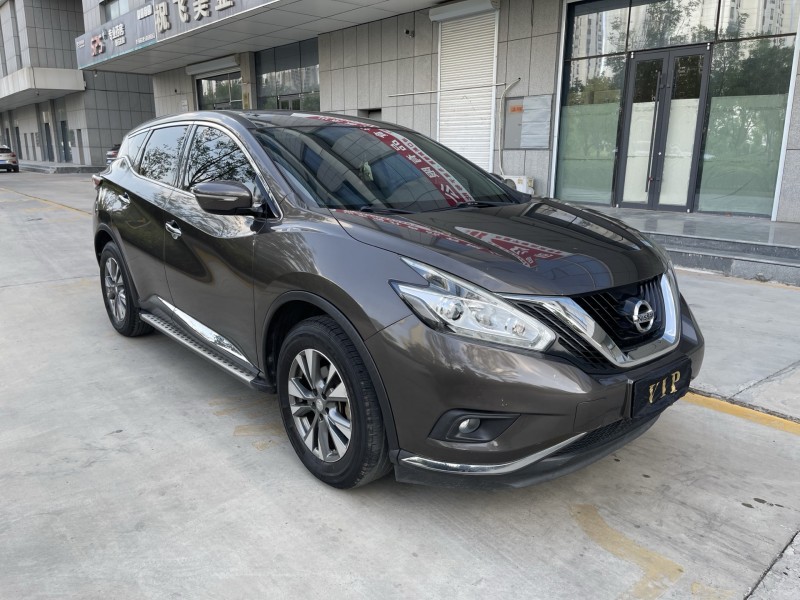 济宁19年日产楼兰3