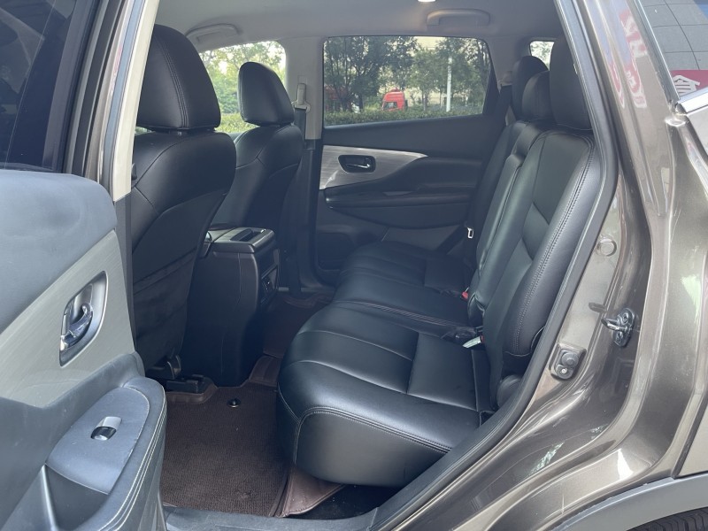 济宁19年日产楼兰5