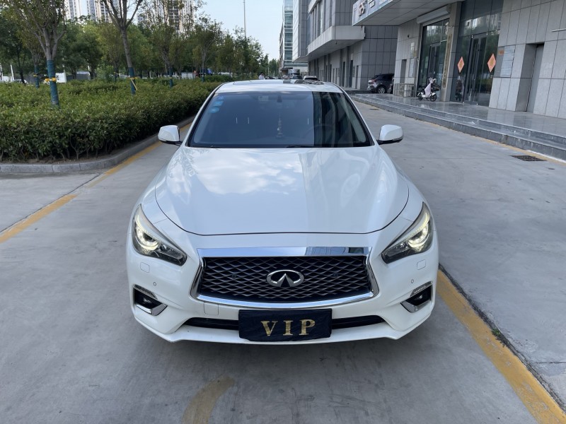 济宁19年英菲尼迪Q50L1