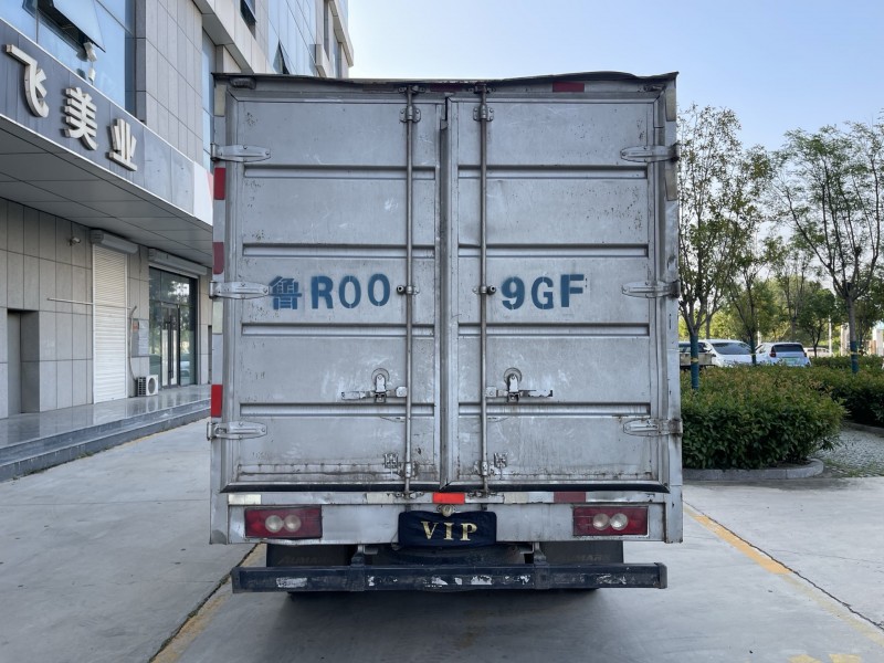 济宁18年福田奥铃9