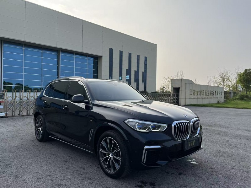 盐城23年宝马X52